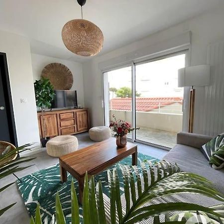 .La Villa Sablaise. Maison Avec Place De Parking Au Coeur Du Quartier Arago Ле-Сабль-д’Олон Экстерьер фото