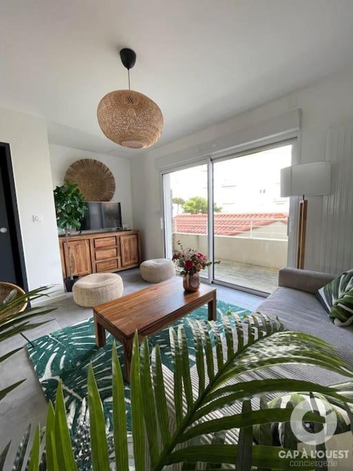 .La Villa Sablaise. Maison Avec Place De Parking Au Coeur Du Quartier Arago Ле-Сабль-д’Олон Экстерьер фото
