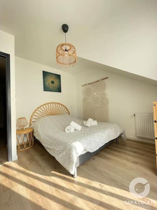 .La Villa Sablaise. Maison Avec Place De Parking Au Coeur Du Quartier Arago Ле-Сабль-д’Олон Экстерьер фото